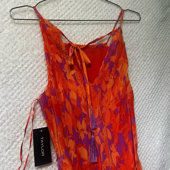 TAYLOR Sun Dress Orange Floral Pleated Tie Waist Flowy Small Cruise Summer NWT - Picture 10 of 12